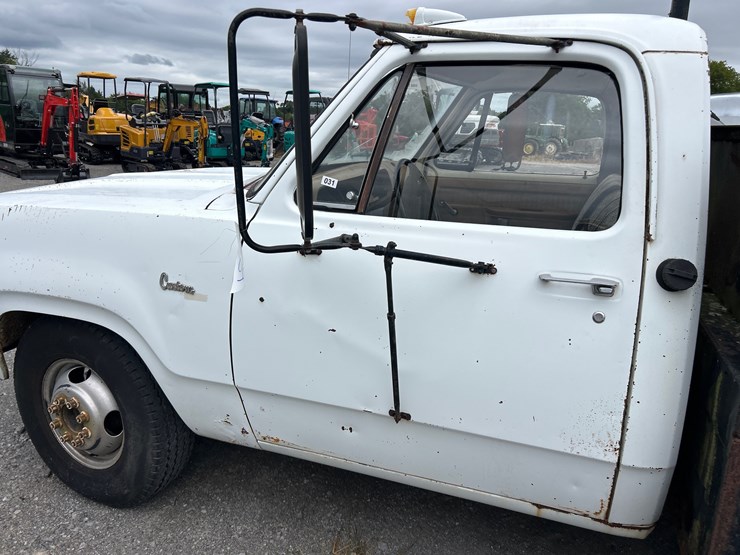 dodge-3500-image-9