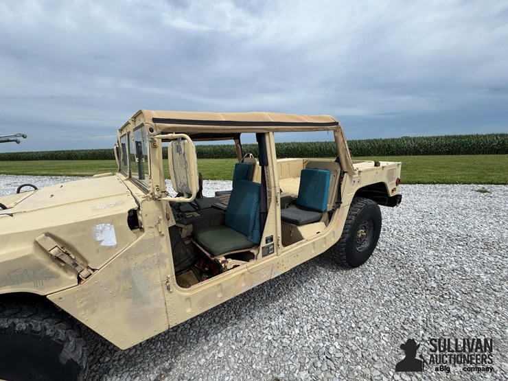 2009-am-general-m-1097r1-4x4-humvee-image-15