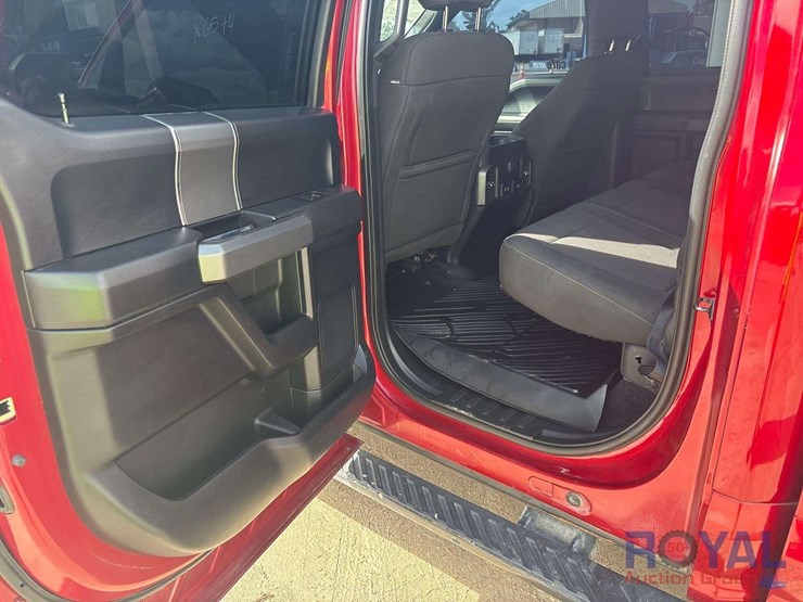 2017-ford-f150-image-18