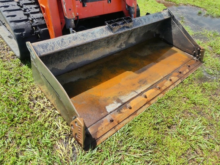 kubota-svl97-2-image-8