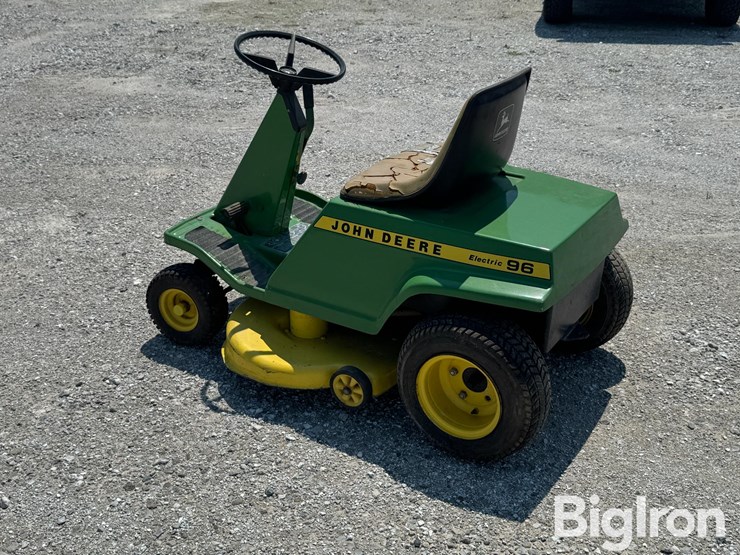 john-deere-96-image-7