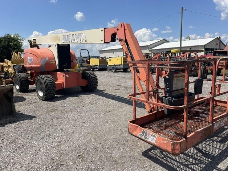 2003-jlg-800aj-image-3