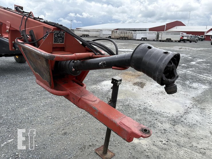 new-holland-1431-image-16