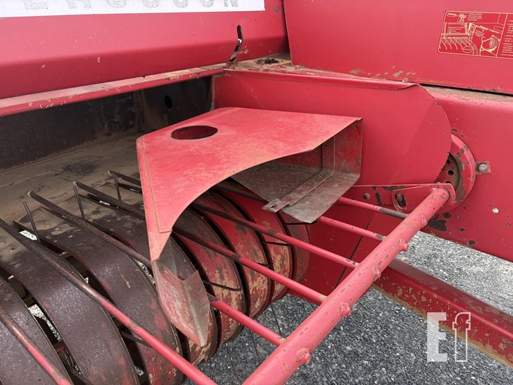 massey-ferguson-12-image-14