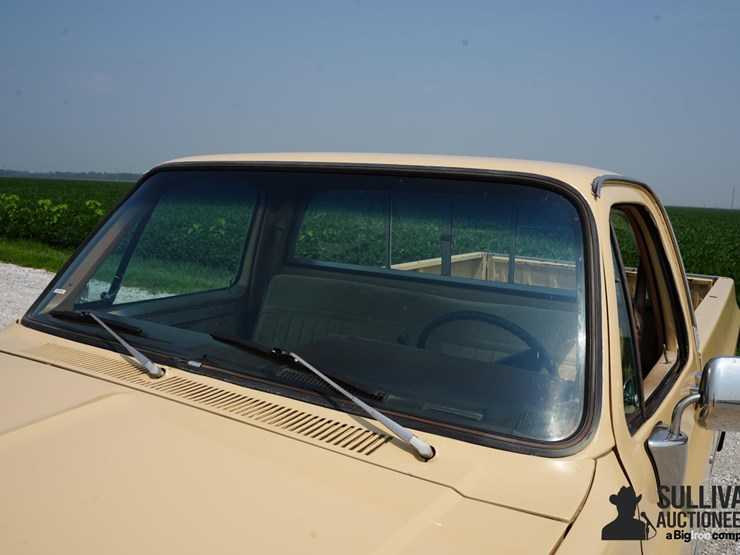 1982-chevrolet-silverado-image-11