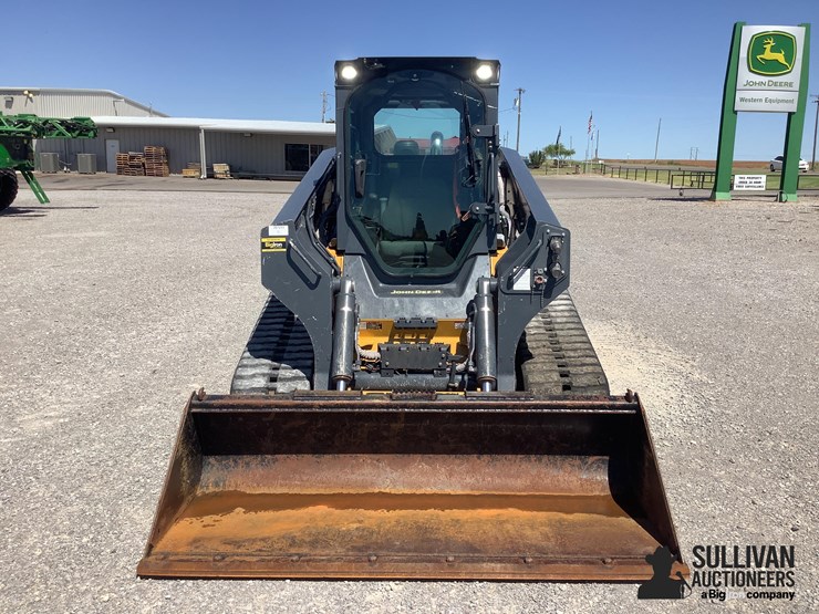 2021-deere-333g-image-2