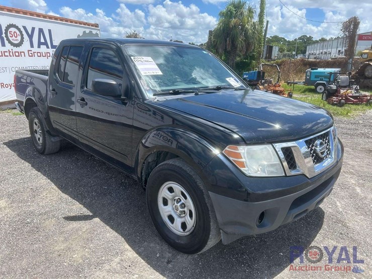 2015-nissan-frontier-image-2