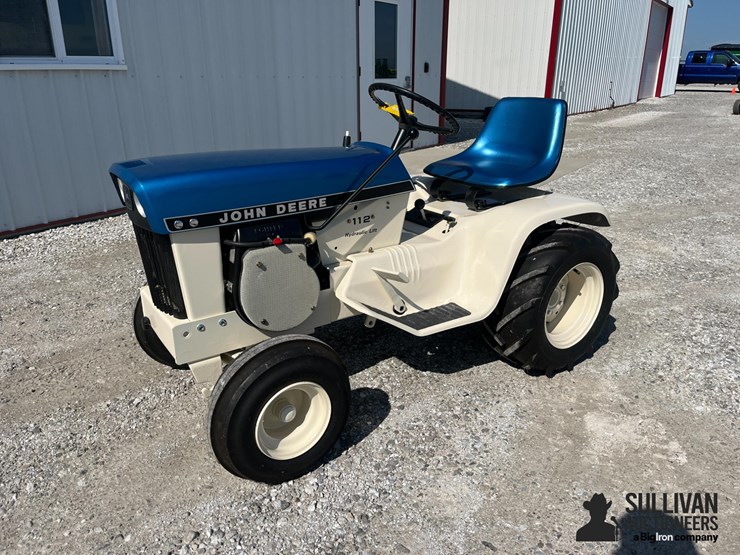 1969-john-deere-112-image-1