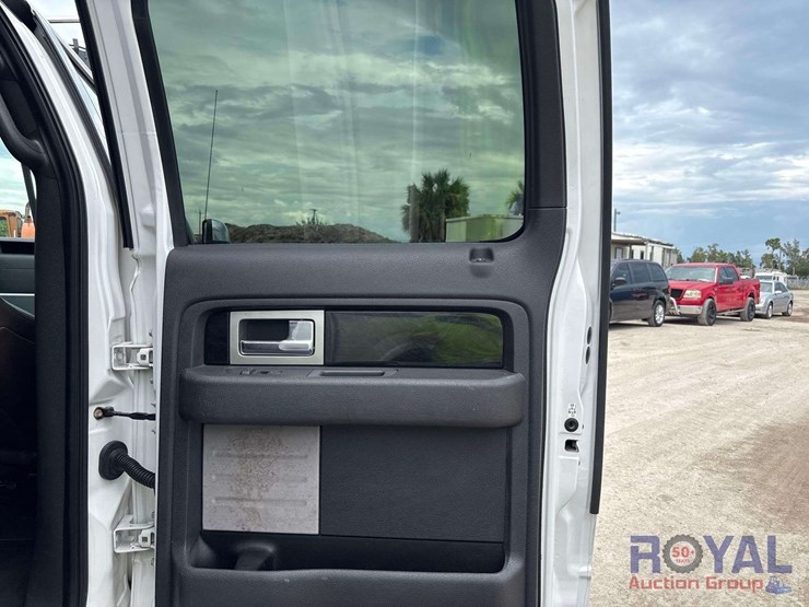2011-ford-f150-platinum-image-19