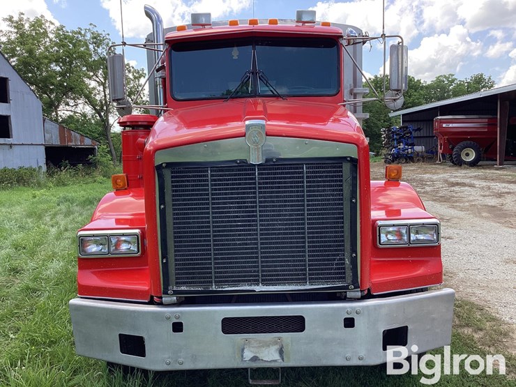 1996-kenworth-t800-image-2