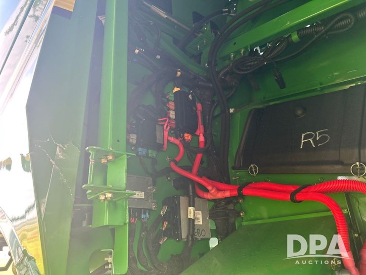 2013-john-deere-s670-image-50