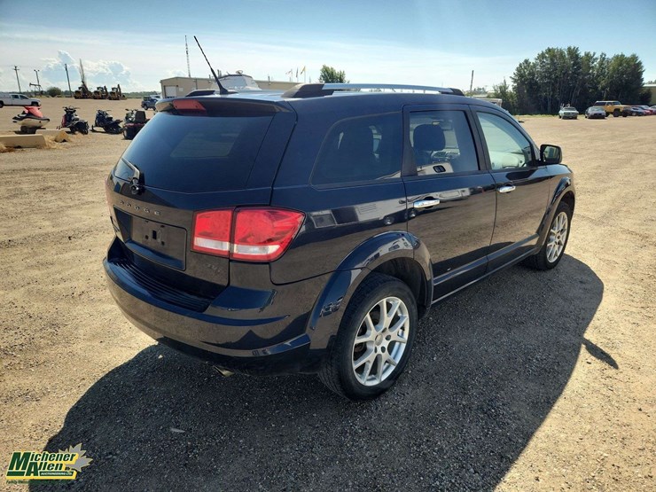 2011-dodge-journey-image-4