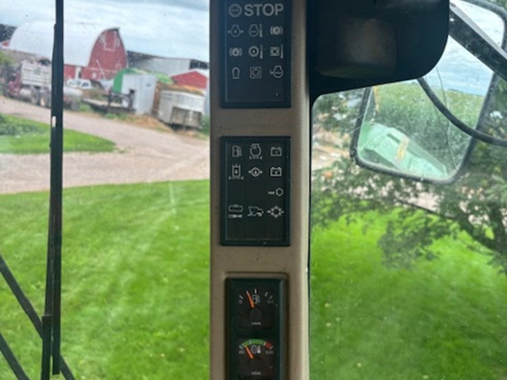 john-deere-6810-image-20