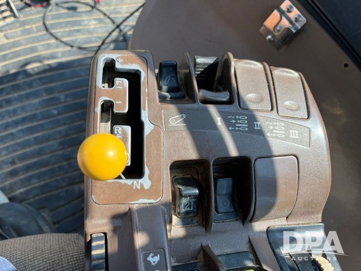 2004-john-deere-8520-image-64