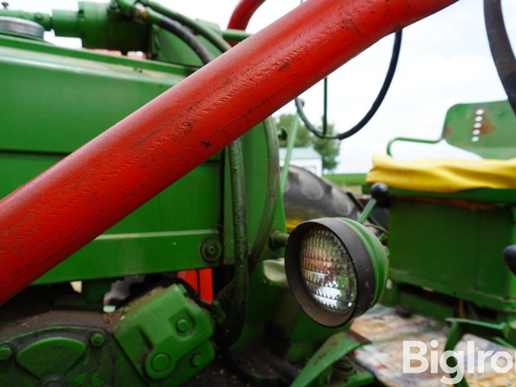 1954-john-deere-60-image-10