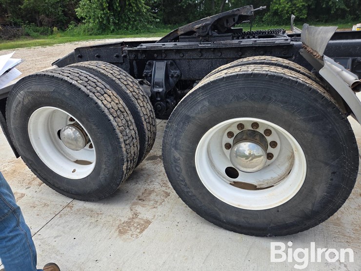 2007-peterbilt-386-image-20