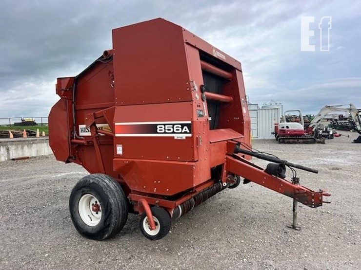 hesston-856a-image-8
