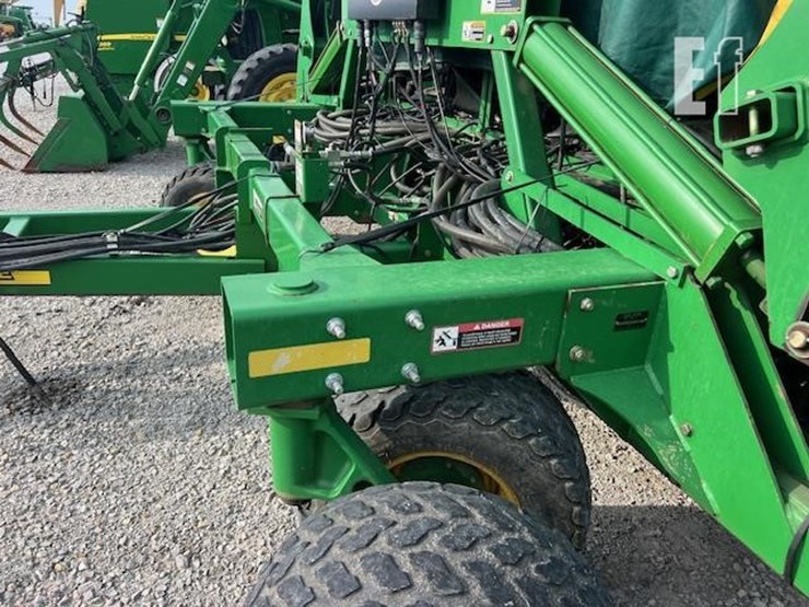 2005-john-deere-1690-ccs-image-10