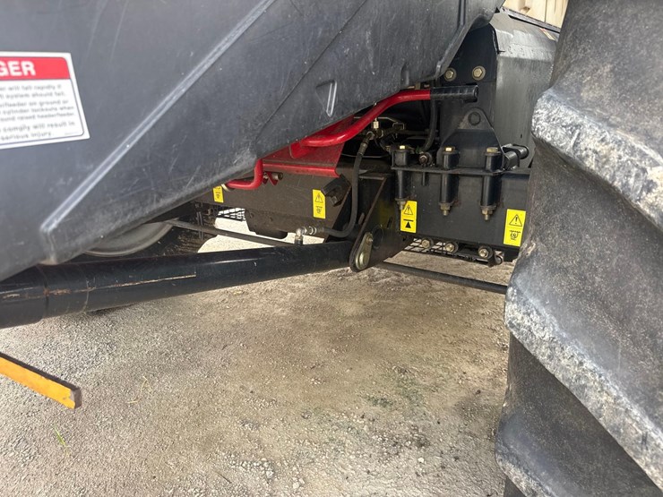 2004-case-ih-8010-image-15