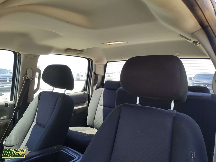 2013-chevrolet-silverado-1500-image-16