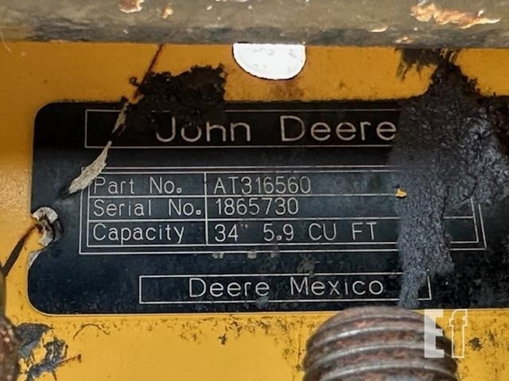 2014-deere-35g-image-47