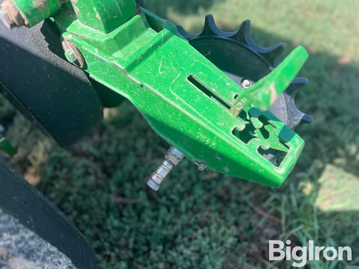 2010-john-deere-1770nt-image-15