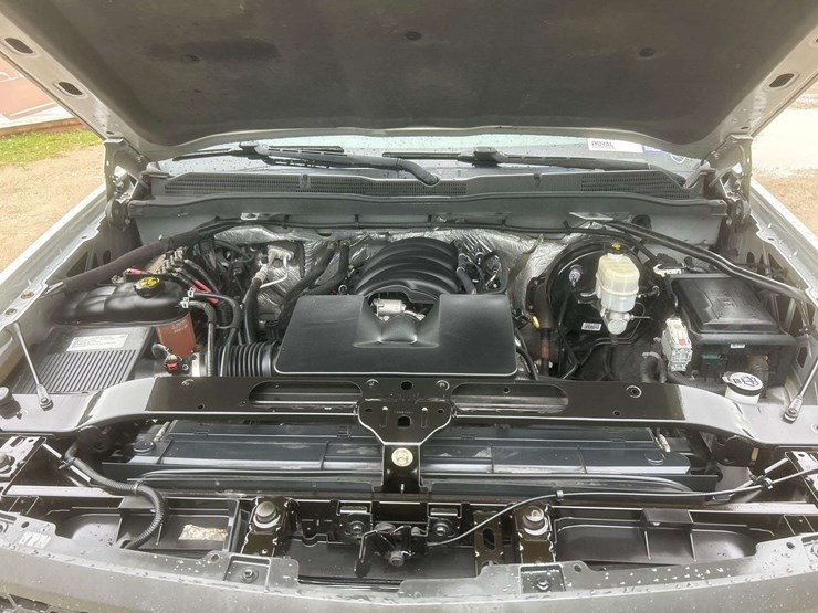 2015-chevrolet-silverado-1500-image-8