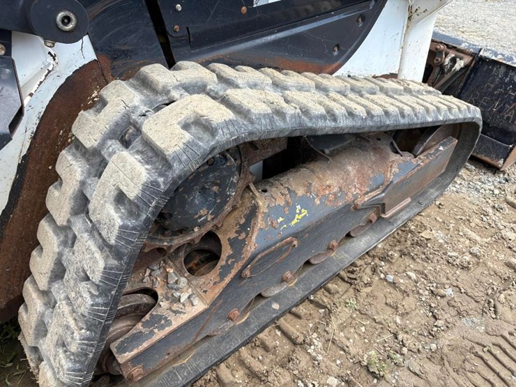 2020-bobcat-t66-image-11