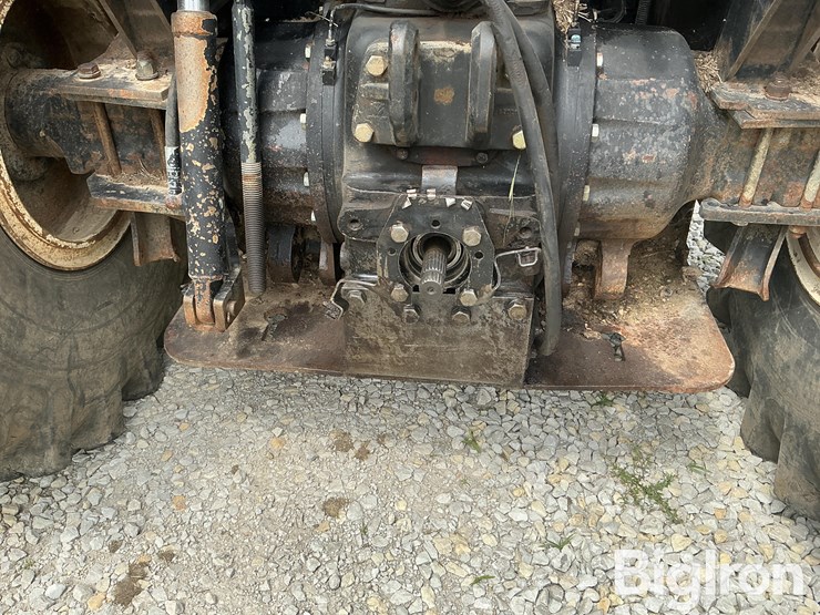 2013-new-holland-ts6.120-image-12