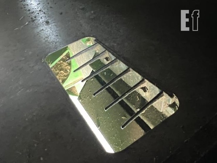 2009-john-deere-9670-sts-image-39