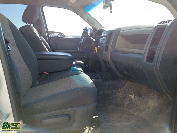 2012-ram-2500-st-image-14