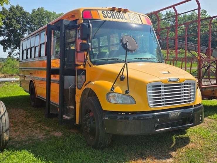 2007-freightliner-school-bus-(runs)-(title)-image-1