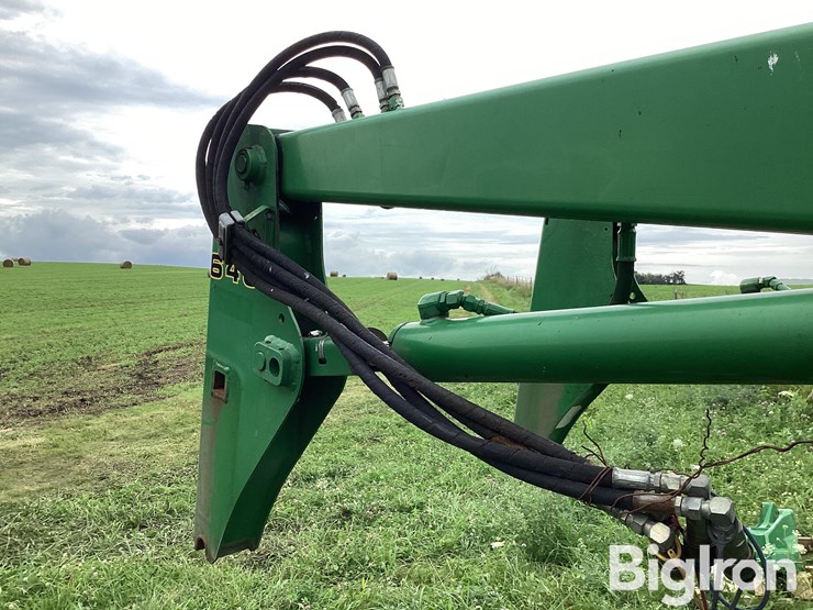 john-deere-640-image-11
