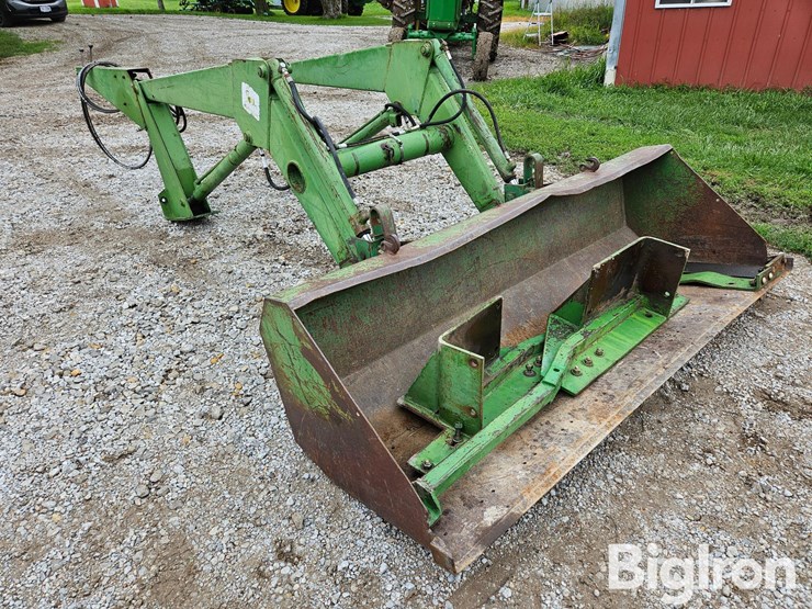 john-deere-148-image-3