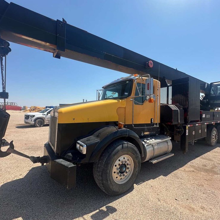 2013 KENWORTH T800