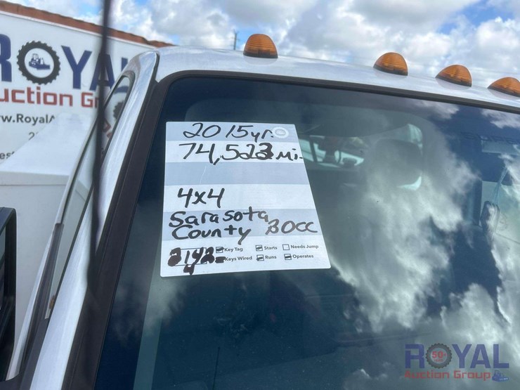 2015-ford-f550-image-28