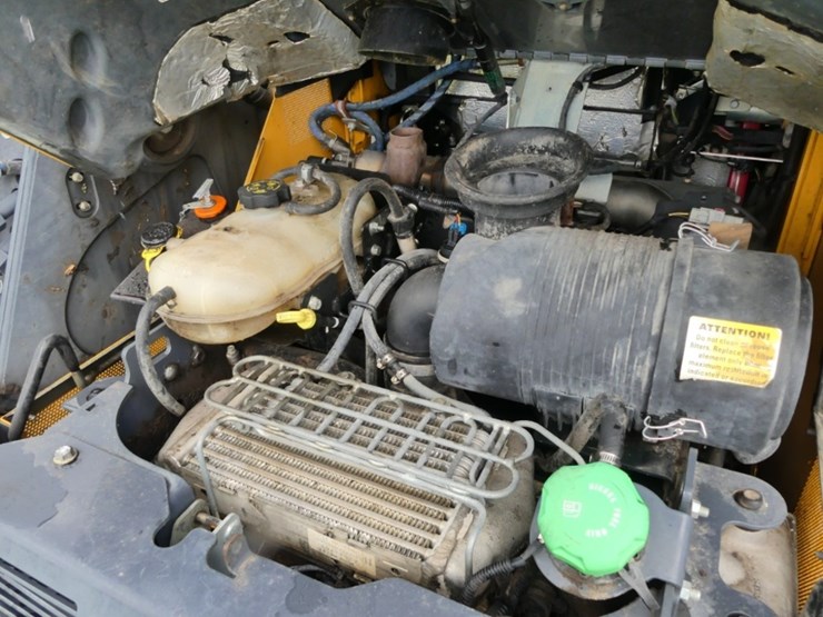 deere-331g-image-9