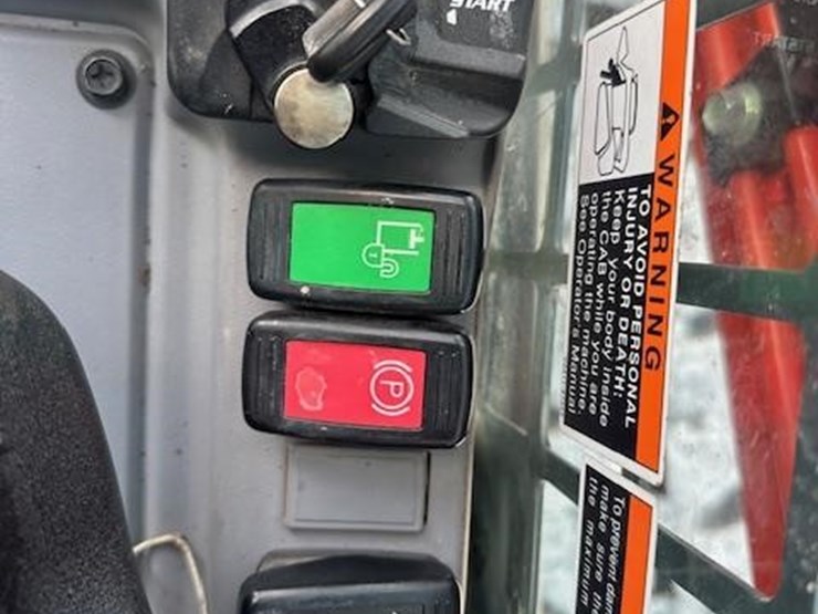 2018-kubota-svl95-2s-image-15