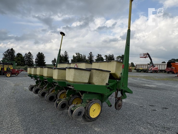 john-deere-7000-image-18