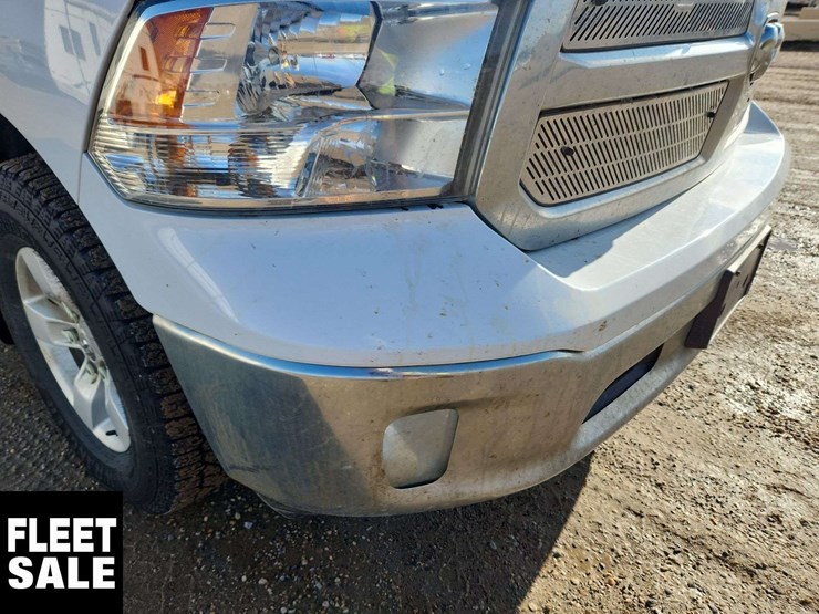 2013-ram-1500-slt-image-25