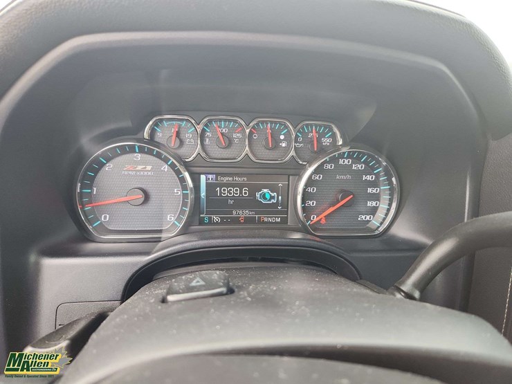 2015-chevrolet-silverado-1500-image-9