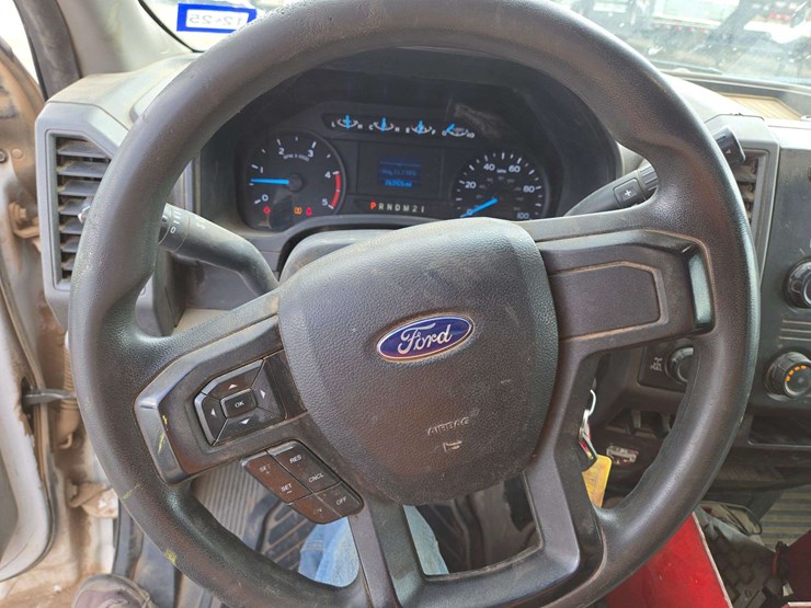 2018-ford-f350-image-12