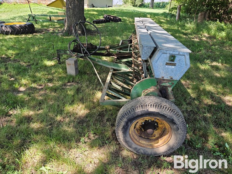 john-deere-b-image-8