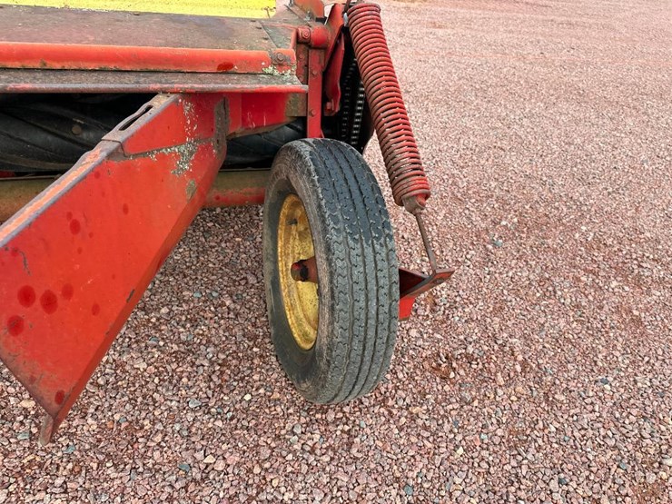 new-holland-467-image-12