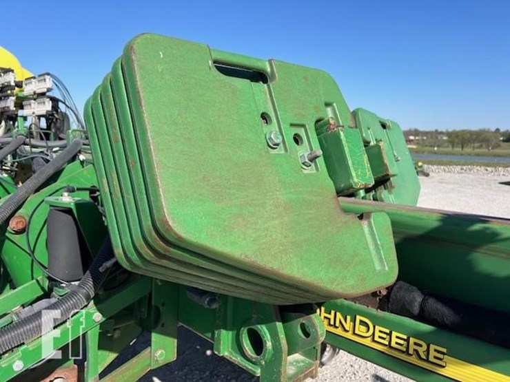 2009-john-deere-1770nt-image-17