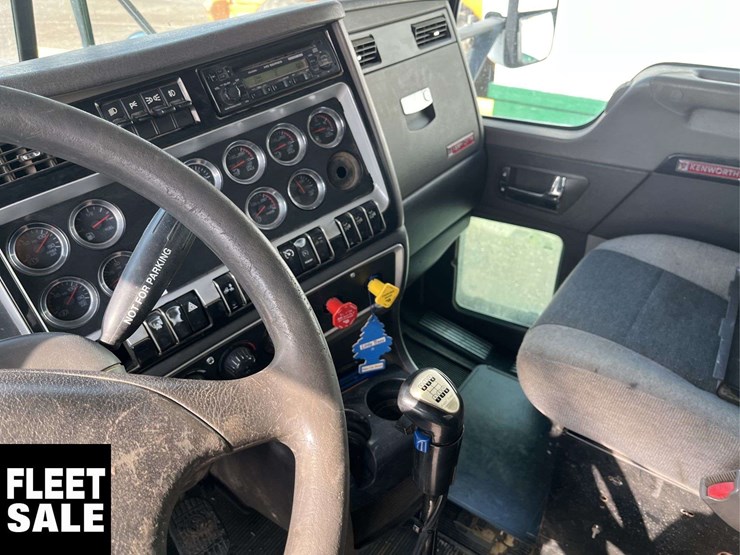 2006-kenworth-t800-image-7