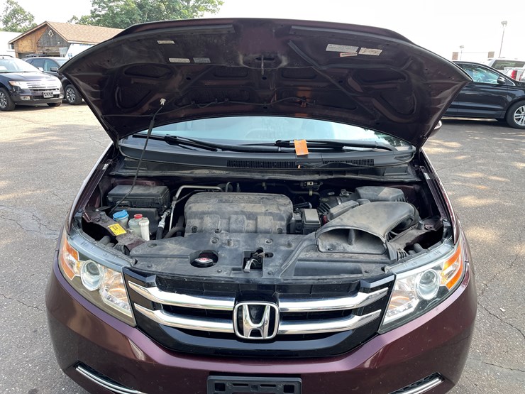 2014-honda-odyssey-image-45