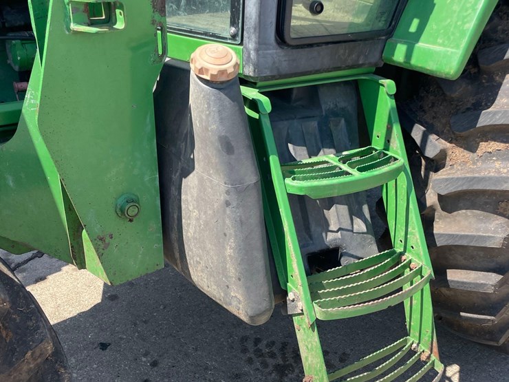 john-deere-7210-image-6