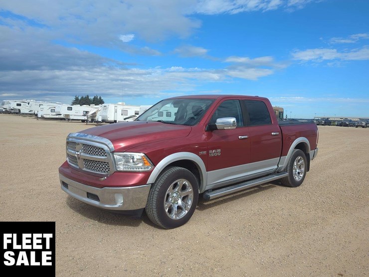 2013-ram-1500-laramie-image-1