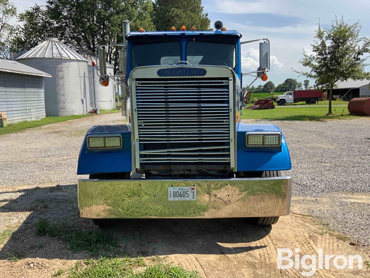 1985-freightliner-flc120-image-2